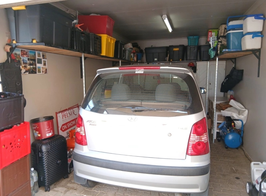 2 Bedroom Property for Sale in Pellissier Free State